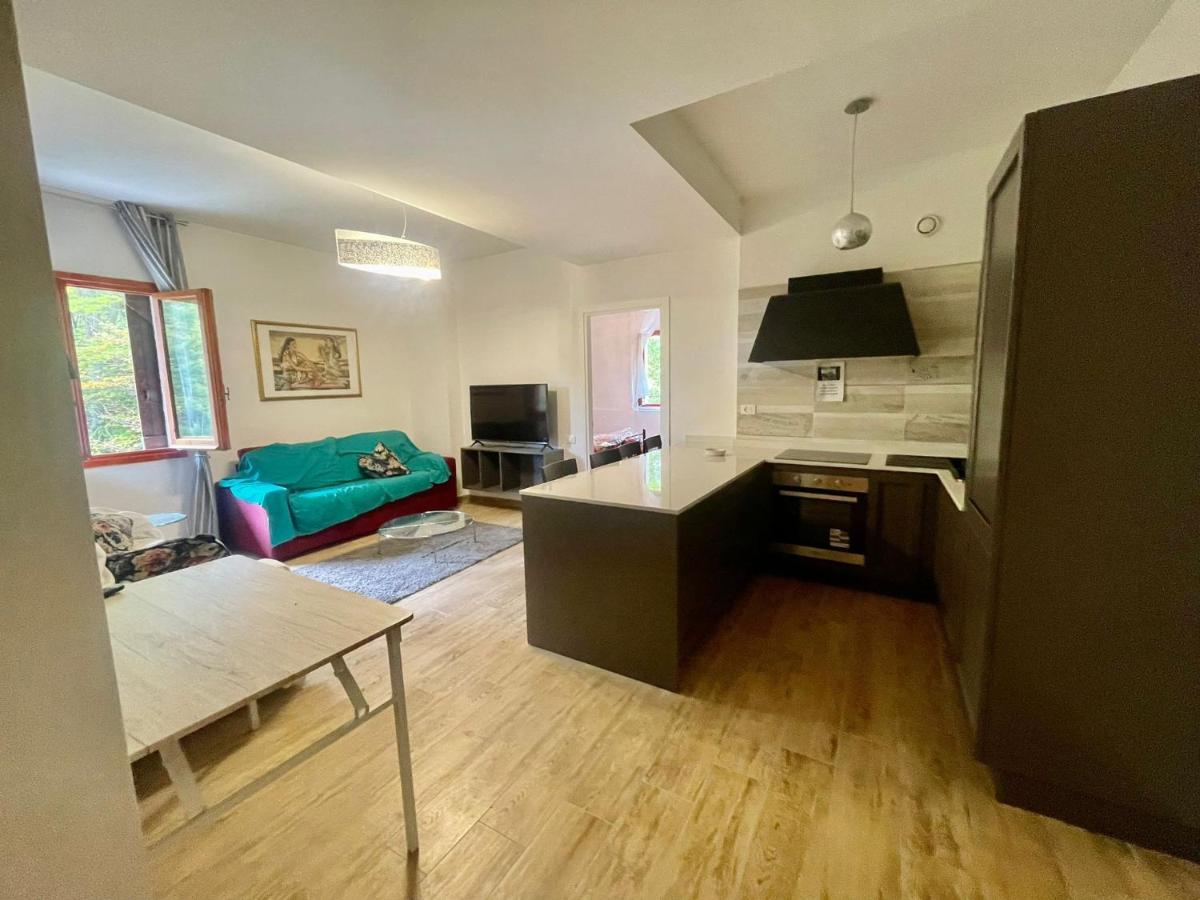 La Tana Del Capriolo Apartment Prati di Tivo Exterior foto